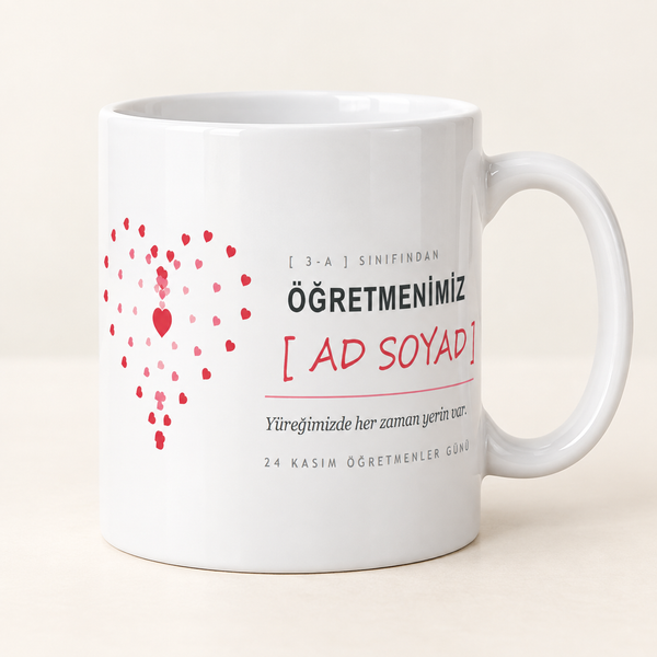 Sınıf kalpleri desenli isimli Öğretmenler Günü kupası