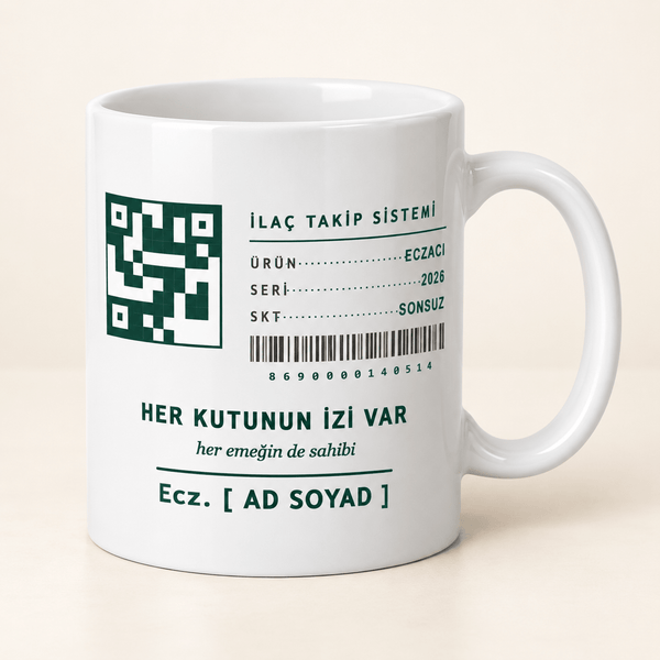 İlaç Karekodu Tasarımlı İsimli Eczacı Kupası - Hediye Kutusu